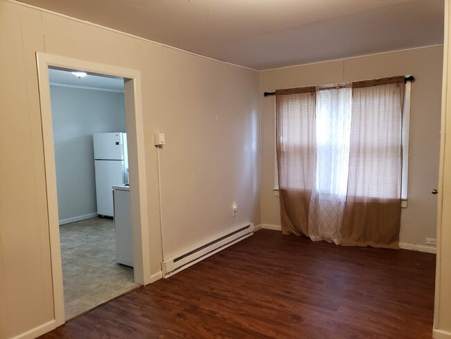 420 W Hickory St unit A, Carbondale, IL 62901 - photo 6