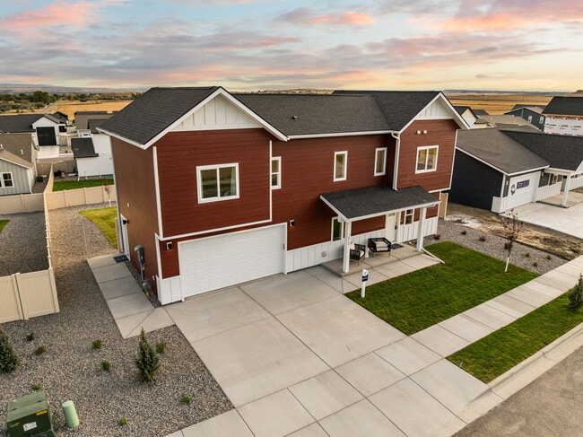 7050 Copper Sunset Dr, Billings, MT 59106 - photo 2