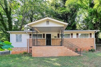 2520 Thornton Rd, Charlotte, NC 28208