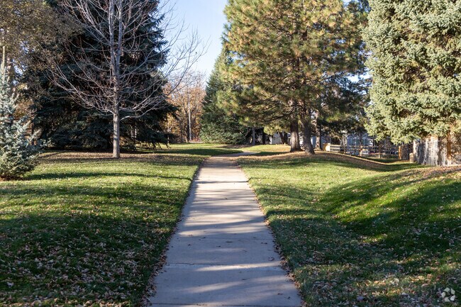 Homestead in the Willows is overflowing with trails and greenspaces.