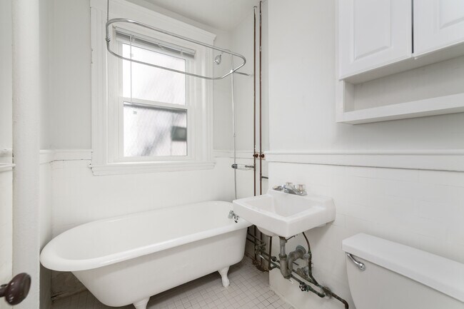 29 Worthington St unit 38, Roxbury Crossing, MA 02120 - photo 6