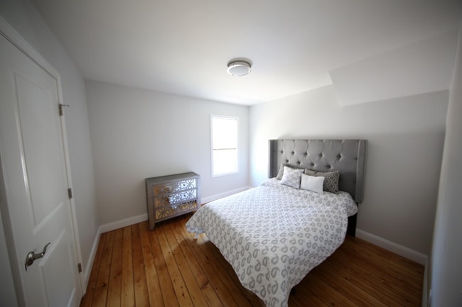10 Trenton St unit 1, Providence, RI 02906 - photo 6
