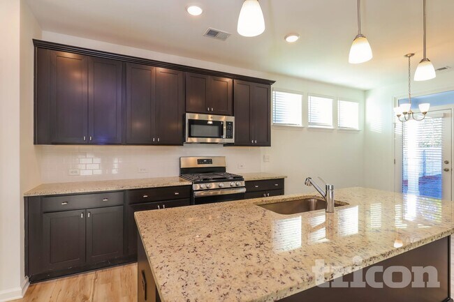 425 Freeport Way, McDonough, GA 30252 - photo 3