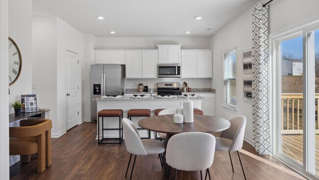 1512 Fox Meadow Cir unit 36208307, Bluff City, TN 37618 - photo 5