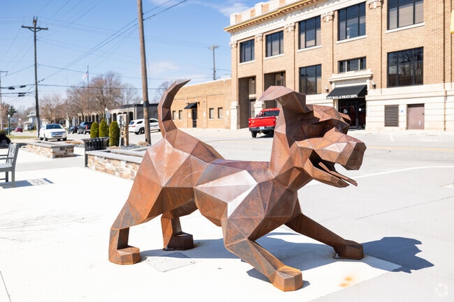 Kendallville's downtown is a historic district with cute restaurants, antique stores, and shopping.