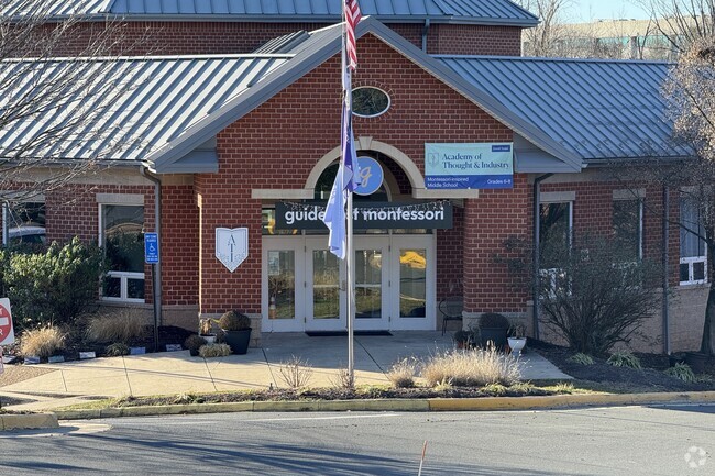 Academy of Thought and Industry at Chantilly is located in Chantilly.