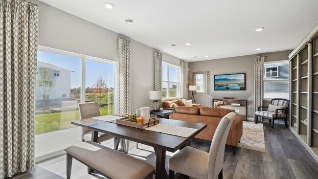 1878 Rainier Dr unit 36208097, Shakopee, MN 55379 - photo 4