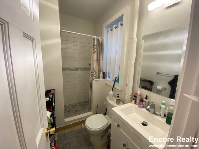 1189 Commonwealth Ave unit 8, Boston, MA 02134 - photo 5
