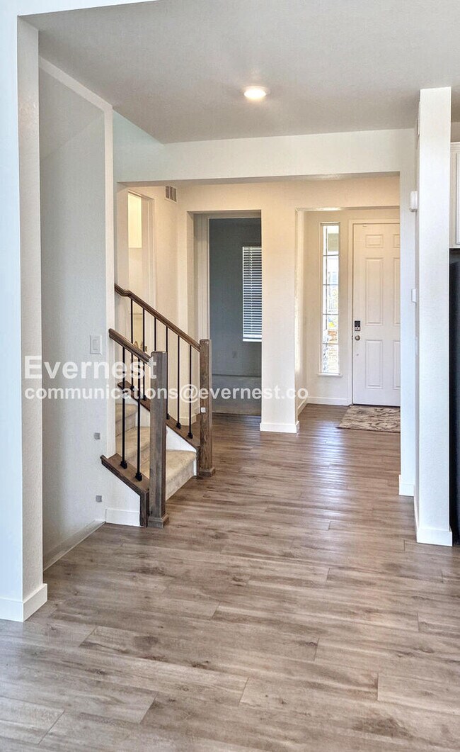 740 Columbia St, Milliken, CO 80543 - photo 4