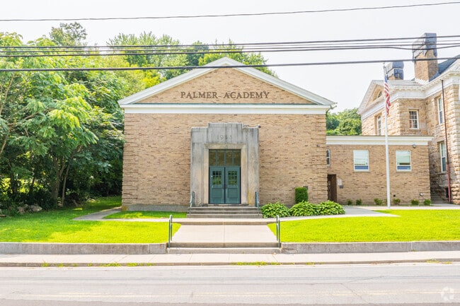 Palmer Academy, a public school located in Montville, CT, serves grade(s) 9-12 in Montville, CT
