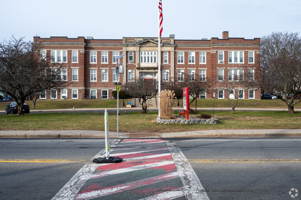 A community of learners at the heart of North Attleboro: Community School.