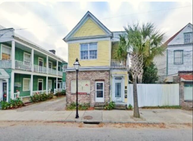 201 Spring St, Charleston, SC 29403 - photo 7