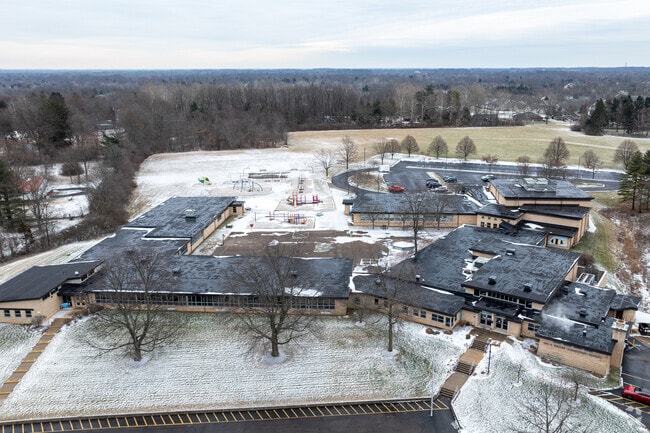 Weller Elementary School is located in Centerville, Ohio.