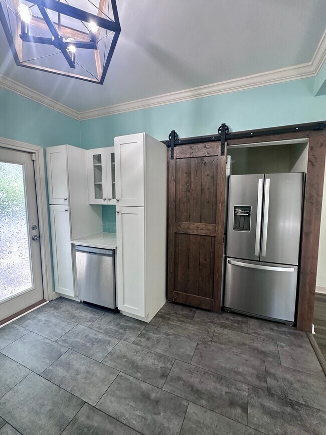 778 Charles Allen Dr NE unit B, Atlanta, GA 30308 - photo 4