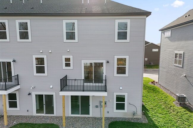 23176 Willow Dr, Rogers, MN 55374 - photo 3