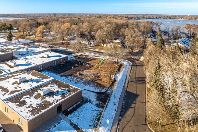 Chisago Lakes Primary School features a playground.