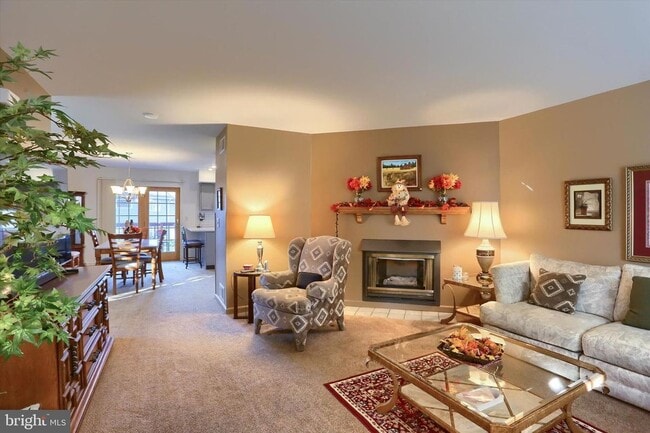 401 Chambers Ridge, York, PA 17402 - photo 4