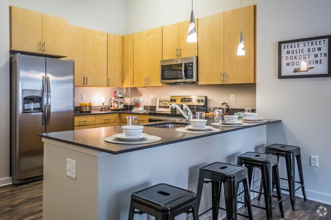 2 BR, 2 BA - Ellington