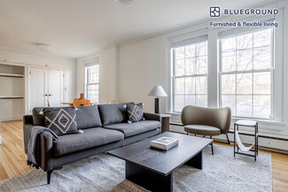 1284 Beacon St Unit FL2-ID929, Brookline, MA 02446