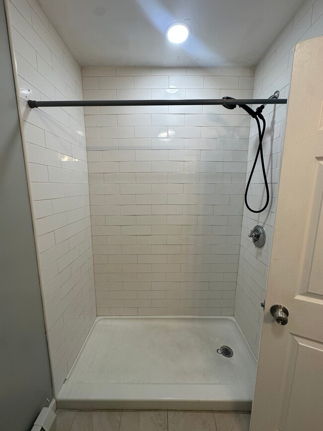 406 Cahill St unit 1, Providence, RI 02905 - photo 6