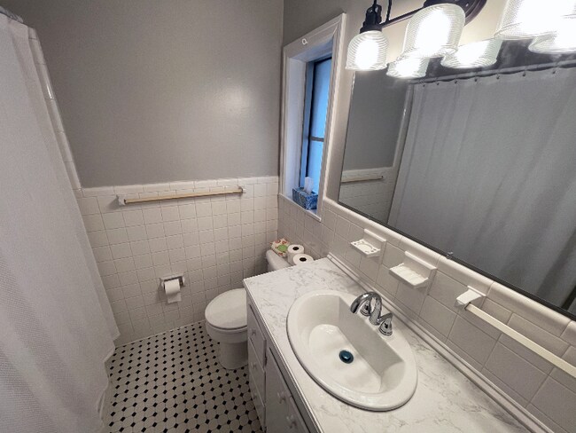 657 Wildwood Rd, Whiteville, NC 28472 - photo 7