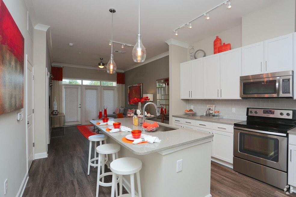 Reserve Decatur Apartments, Decatur, GA 30033 - photo 1