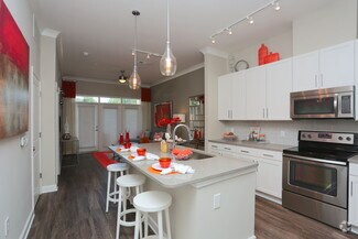 2600 Milscott Dr, Decatur, GA 30033