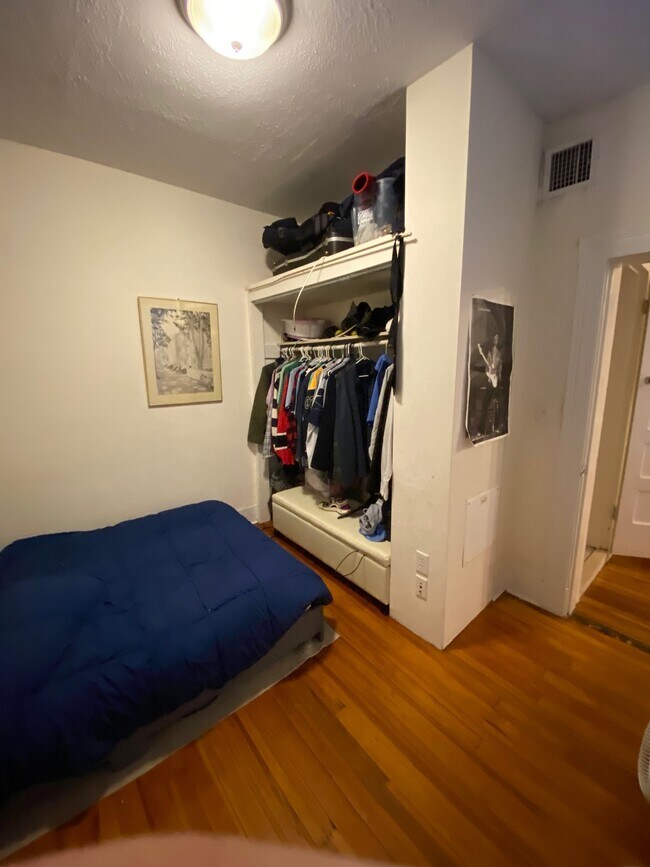 15 Cooper St unit 1, Boston, MA 02113 - photo 4