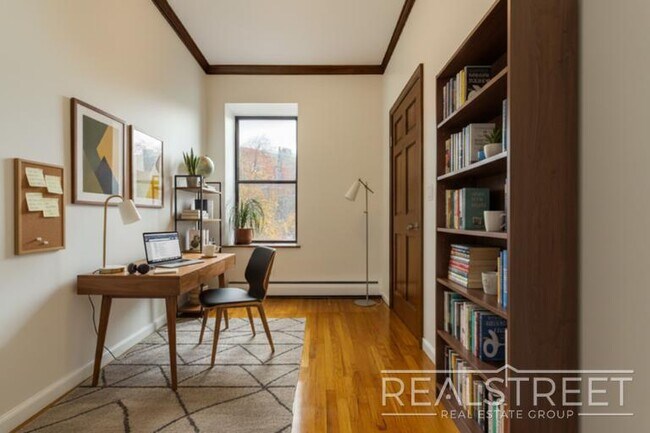 376 Kosciuszko St unit 3, Brooklyn, NY 11221 - photo 5