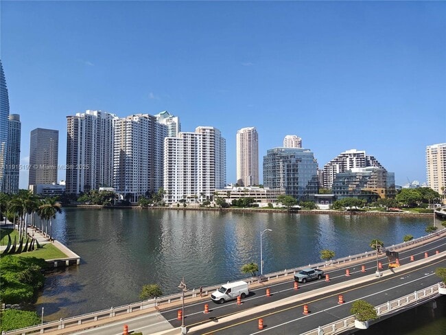 SLS Lux unit 671, Miami, FL 33130 - photo 5