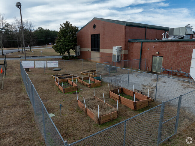 Settles Bridge Elementary School also has an outdoor garden area.