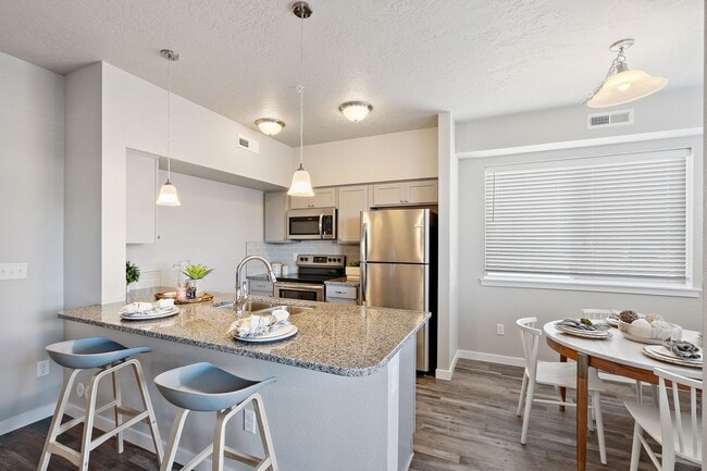 Brownstone Flats, Nampa, ID 83651 - photo 6