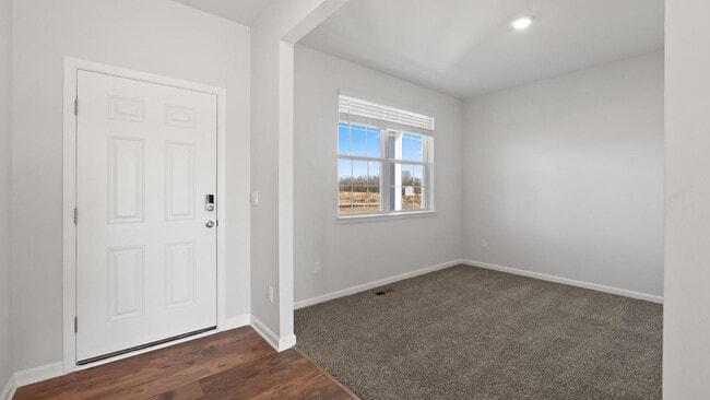 526 Atkinson St, Shenandoah Junction, WV 25442 - photo 2