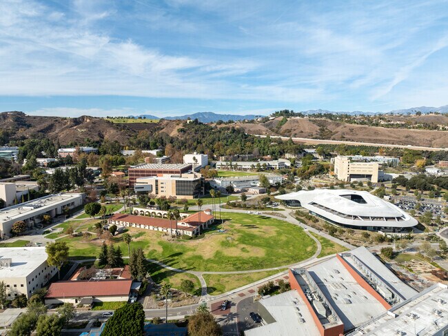 For higher education close to Diamond Bar, there’s California State Polytechnic.