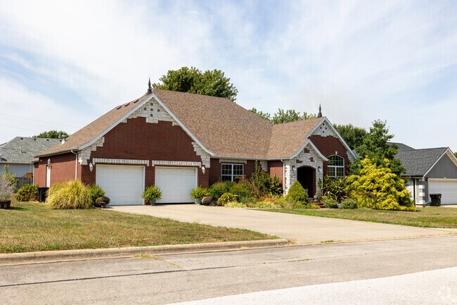New Traditional home styles are common across Marshfield neighborhoods.
