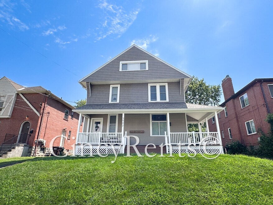 3942 Hazel Ave unit 1, Cincinnati, OH 45212 - photo 1