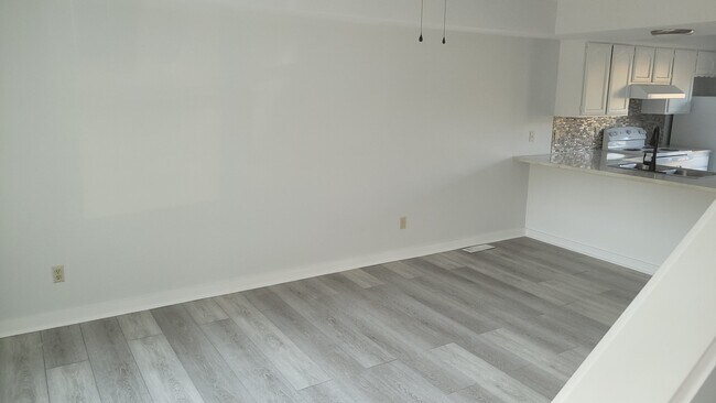 43 Blue Water Dr unit 2, Eureka Springs, AR 72631 - photo 6