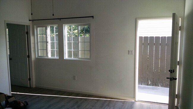 3083 Mission Village Dr, San Diego, CA 92123 - photo 5