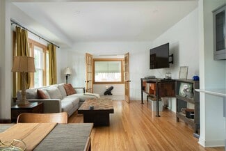2401 3rd St NE Unit 1, Minneapolis, MN 55418