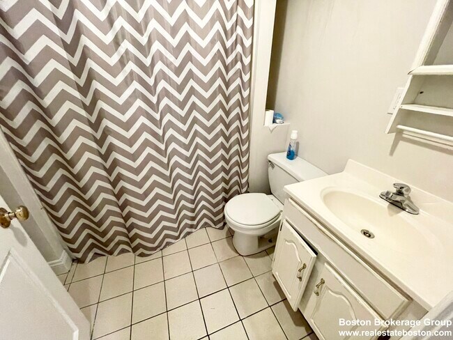 733 Parker St unit 733 Parker, Roxbury Crossing, MA 02120 - photo 5