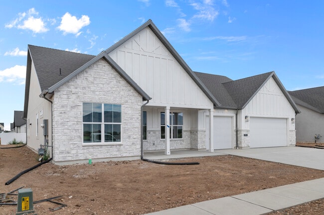 1903 S 2425 W, West Haven, UT 84401 - photo 2