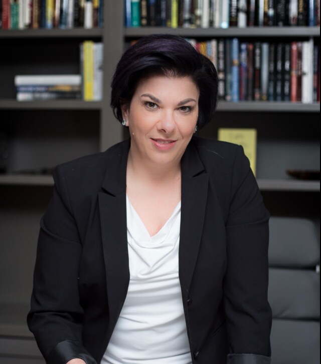Agent Photo