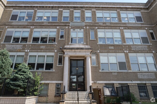 Lincoln Elementary School's motto is 