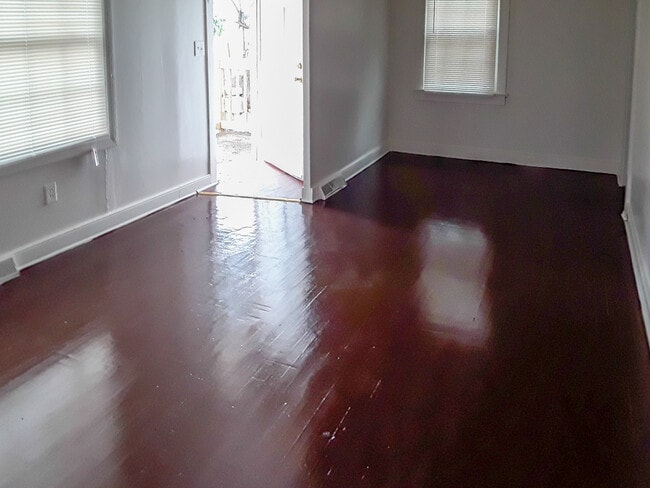 1225 High Pearl St, Petersburg, VA 23803 - photo 5