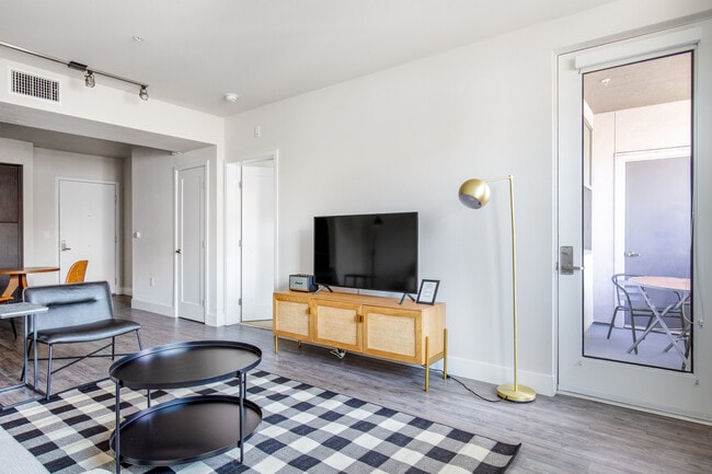 299 Franklin St unit FL4-ID2127, Redwood City, CA 94063 - photo 3