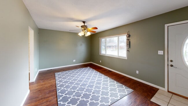 3908 SW N St, Richmond, IN 47374 - photo 2