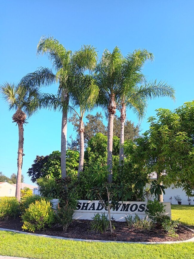 487 Winwood Ct, Port Charlotte, FL 33954