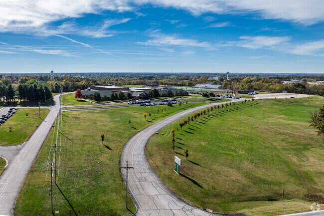 Mount Vernon High School is located adjacent to Mount Vernon Intermediate School.