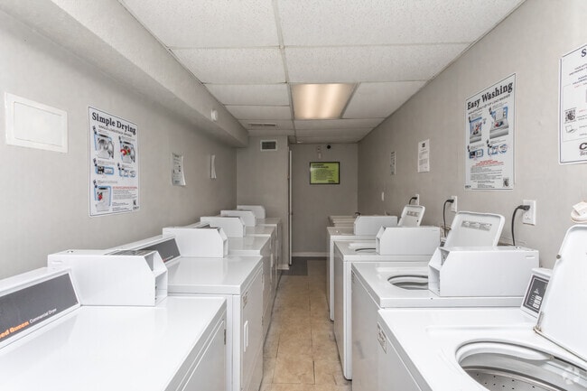 One Athens Apartments, Athens, GA 30606 - photo 6