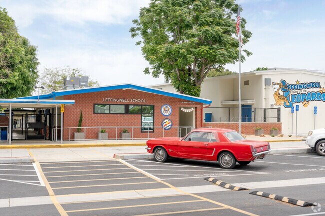 Leffingwell Elementary School offers kindergarten through 5th grade curriculum.